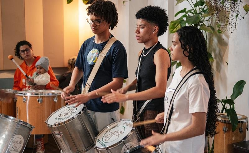 Casa de Cultura Os Capoeira fortalece formação artística de crianças e adolescentes com o projeto ‘Roda do Crescimento’