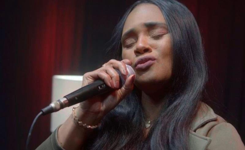Debora Oliver lança o single “Eu Falo de Jesus” e reafirma sua missão de impactar vidas