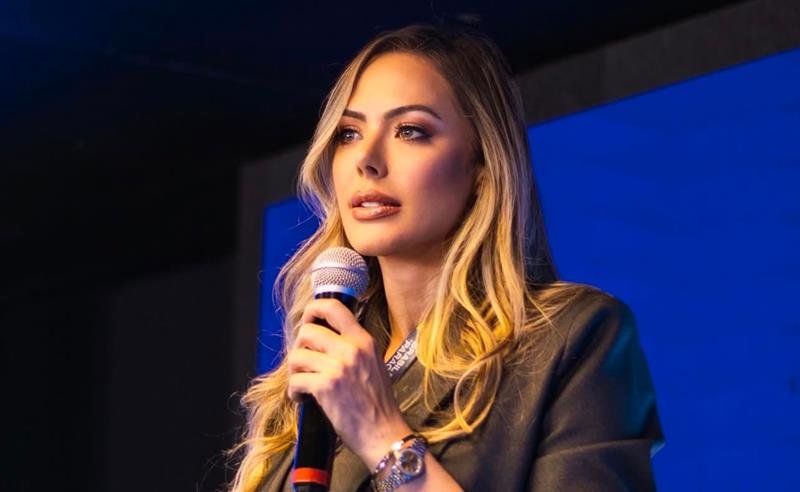 Rejane Pauletti lidera conferência em São Paulo sobre o fortalecimento das conexões entre Brasil e Paraguai