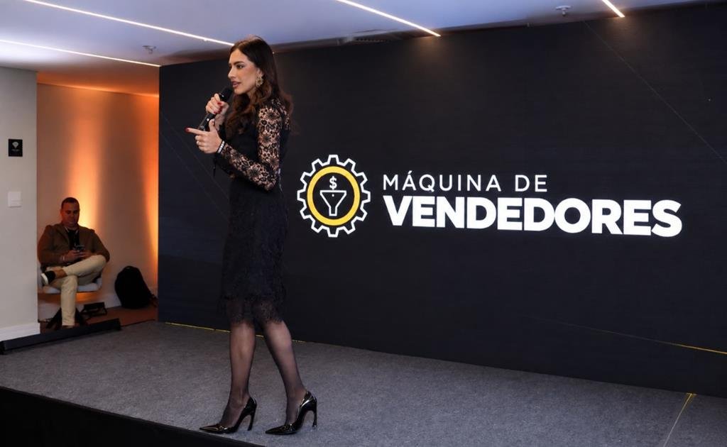 Máquina de Vendedores transforma Itapema em palco da alta performance com Sophia Martins e grandes especialistas do mercado